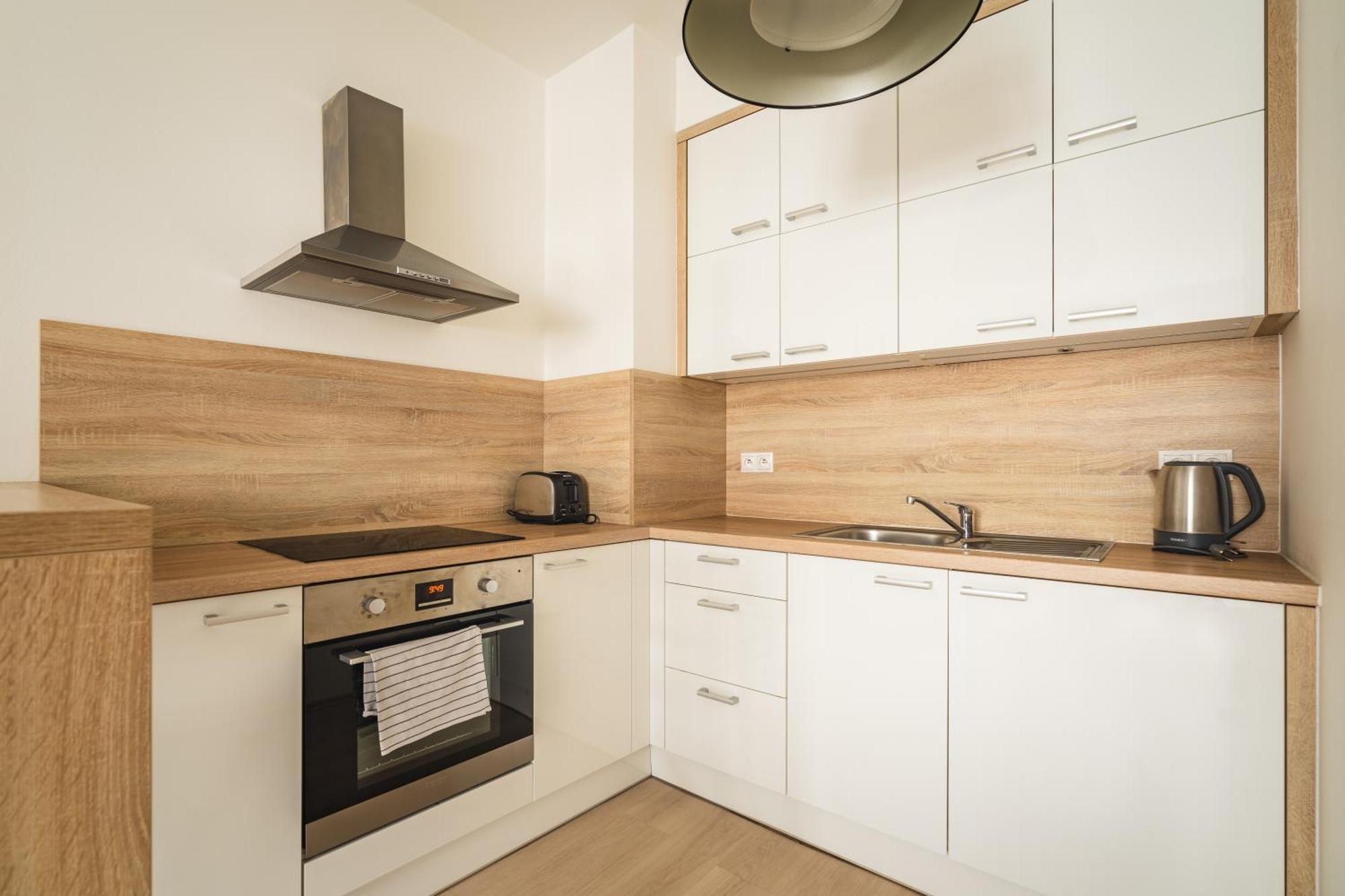 Charming & Cozy Ambiente Apartments บราติสลาวา ภายนอก รูปภาพ