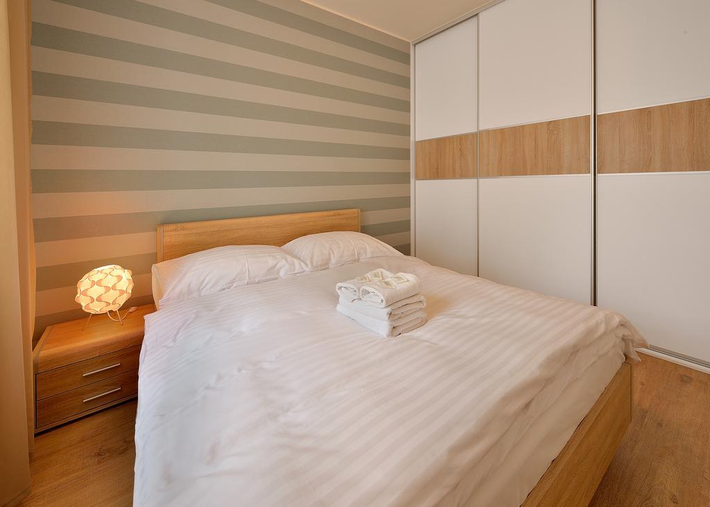 Charming & Cozy Ambiente Apartments บราติสลาวา ภายนอก รูปภาพ