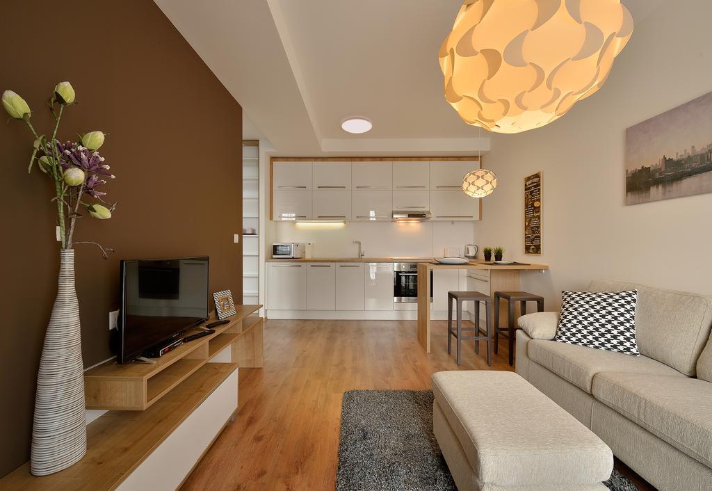 Charming & Cozy Ambiente Apartments บราติสลาวา ภายนอก รูปภาพ