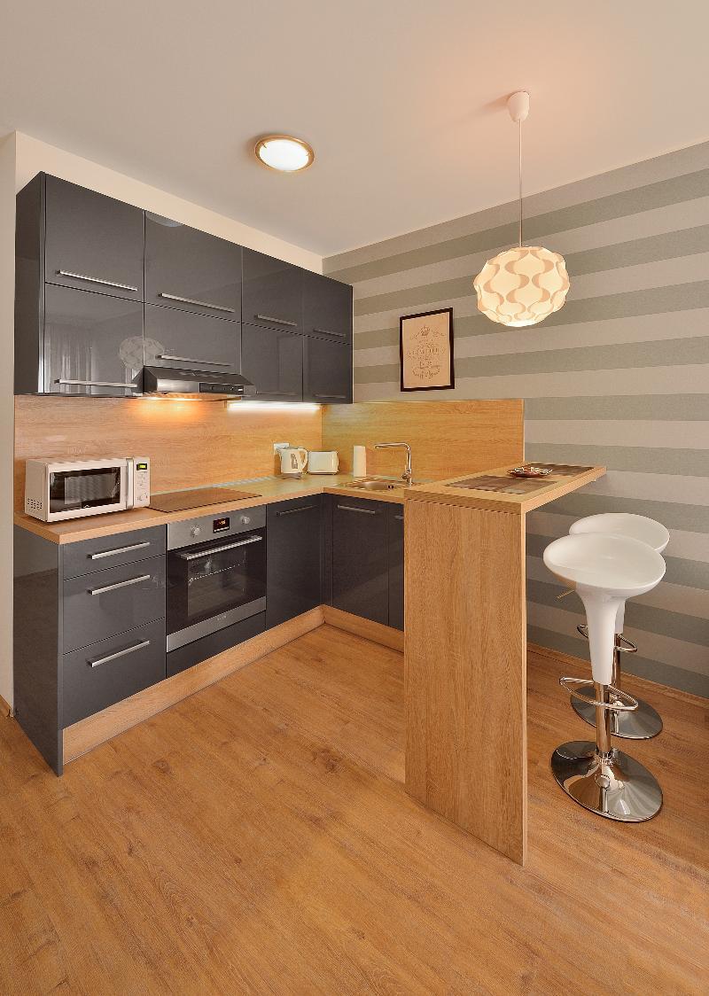 Charming & Cozy Ambiente Apartments บราติสลาวา ภายนอก รูปภาพ
