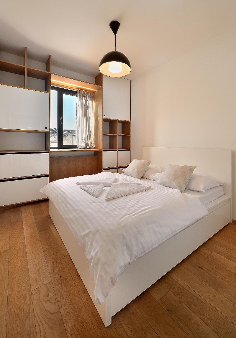 Charming & Cozy Ambiente Apartments บราติสลาวา ภายนอก รูปภาพ